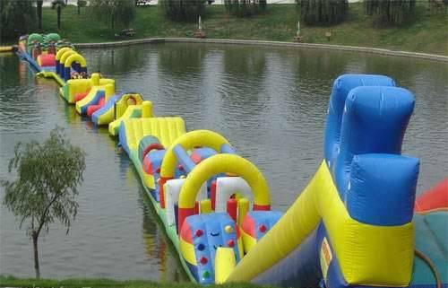 水上充氣玩具